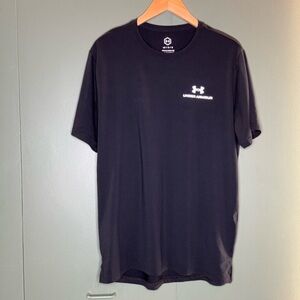 Under Armour Men's Black T-Shirt